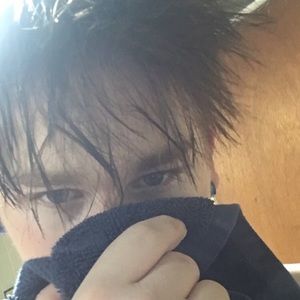 Meet your Posher, R-jay